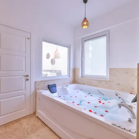 Apartman Ay Kaş
