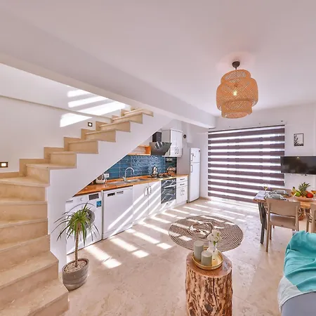 Apartment Ay