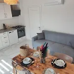 Apartment Ay