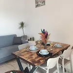 Apartment Ay *